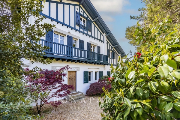 Maison de luxe à vendre à Biarritz, 3 490 000 €, Photo 1