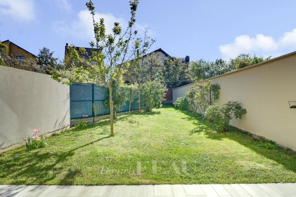 Maison de luxe à vendre à Versailles, 1 195 000 €, Photo 3
