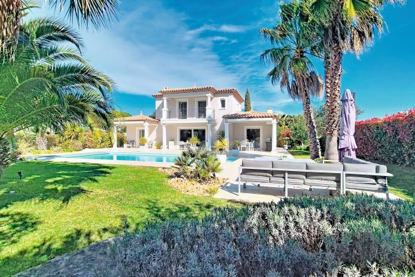 Maison de luxe à vendre à Saint-Raphaël, 1 325 000 €, Photo 1