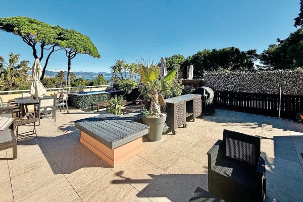 Appartement de luxe à vendre à Cap d'Antibes, 970 000 €, Photo 1