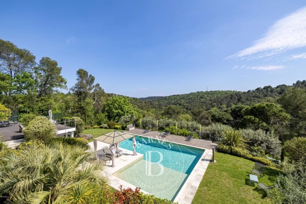 Maison de luxe à vendre à Valbonne, 3 500 000 €, Photo 1