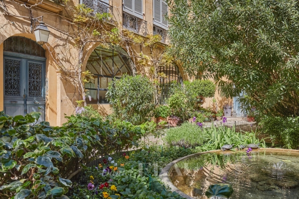 Luxury Apartment for sale in Aix-en-Provence, 900 000 €, Photo 2