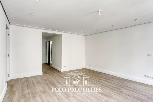 Luxury Apartment for rental in Paris 8Ème, 4 000 €, Photo 3
