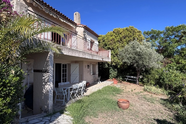 Maison de luxe à vendre à Vallauris, 1 300 000 €, Photo 1