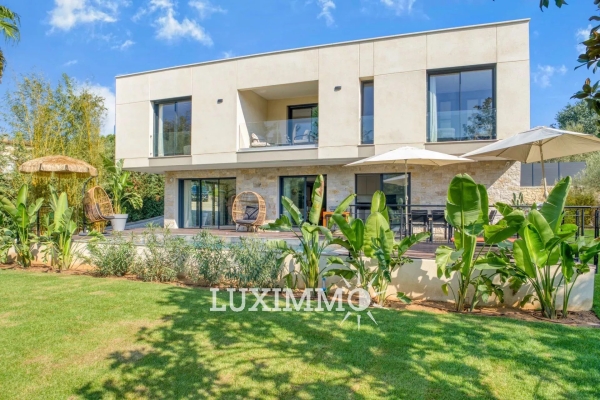 Luxury House for rental in Mougins, 11 500 €, Photo 1