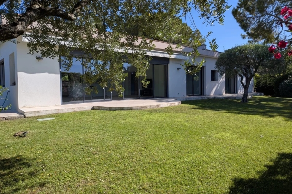 Maison de luxe à vendre à Mougins, 1 690 000 €, Photo 3