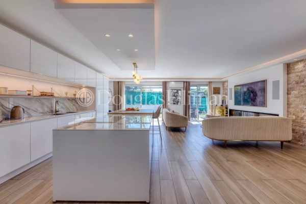Maison de luxe à vendre à Le Cannet, 699 000 €, Photo 3