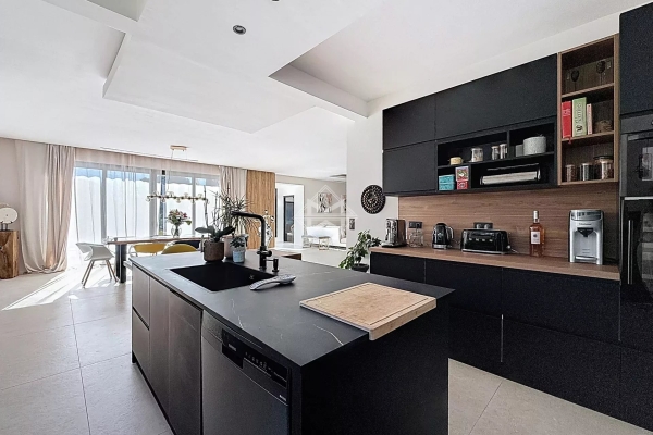Maison de luxe à vendre à Roquefort-les-Pins, 2 790 000 €, Photo 4