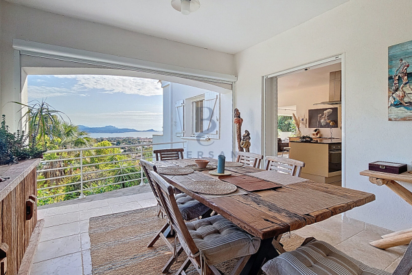 Maison de luxe à vendre à Saint-Aygulf, 1 295 000 €, Photo 7