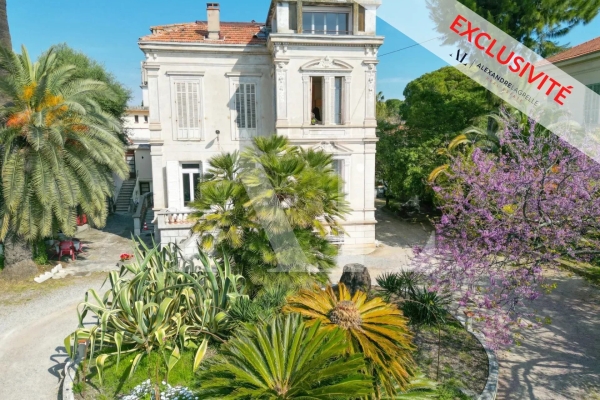 Maison de luxe à vendre à Le Golfe Juan, 1 095 000 €, Photo 1