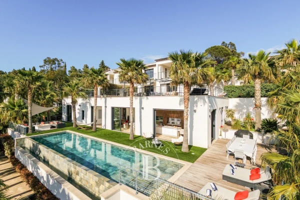 Luxury House for sale in Les Issambres, 4 490 000 €, Photo 2