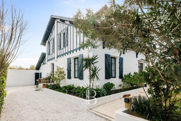 Luxury House for sale in Biarritz, 1 945 000 €, Photo 2