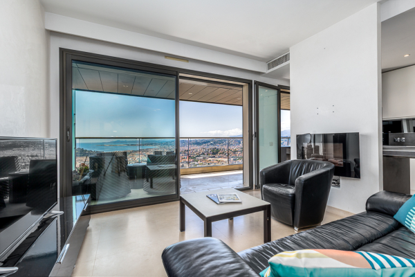 Luxury Apartment for sale in Nice, 645 000 €, Photo 2