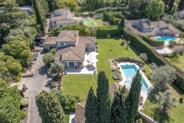 Maison de luxe à vendre à Mougins, 2 150 000 €, Photo 2