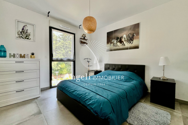 Luxury Apartment for sale in Saint-Aygulf, 330 000 €, Photo 5