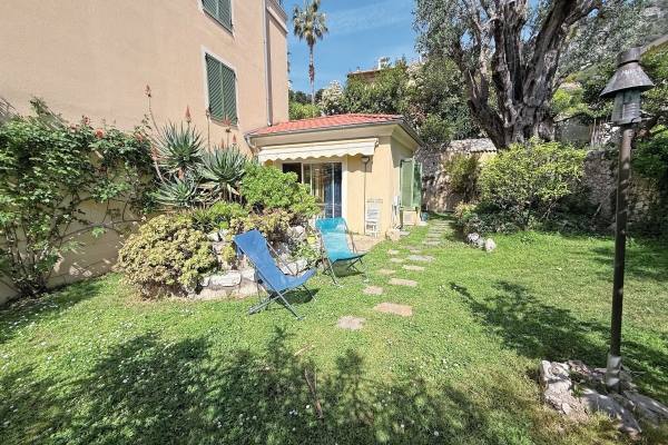 Luxury Apartment for rental in Beaulieu-sur-Mer, 6 500 €, Photo 1