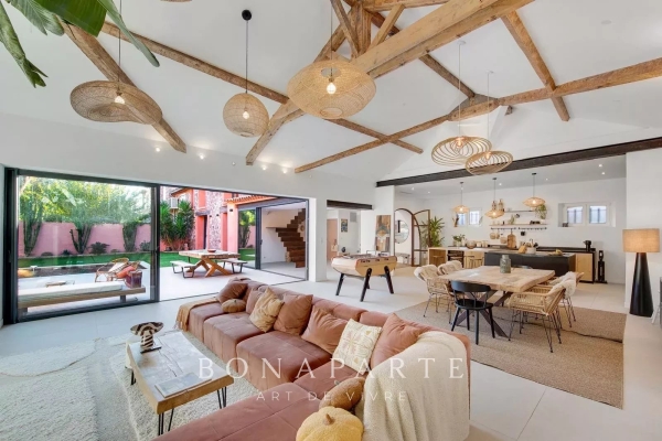 Maison de luxe à vendre à Saint-Raphaël, 1 800 000 €, Photo 1