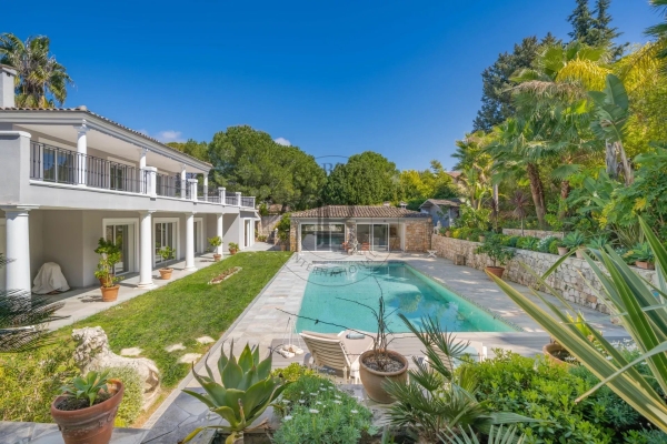 Maison de luxe à vendre à Mougins, 1 900 000 €, Photo 1