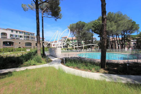 Appartement de luxe à vendre à Cavalaire-sur-Mer, 504 000 €, Photo 1
