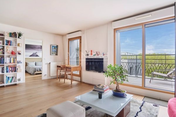 Luxury Apartment for sale in Paris 14Ème, 738 000 €, Photo 1