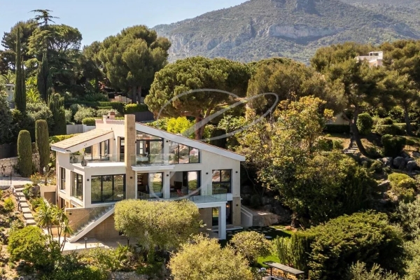 Luxury House for sale in Roquebrune-Cap-Martin, 7 900 000 €