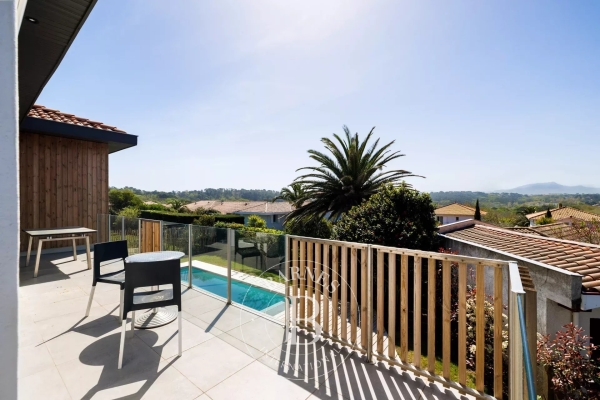 Luxury House for sale in Biarritz, 2 495 000 €, Photo 1