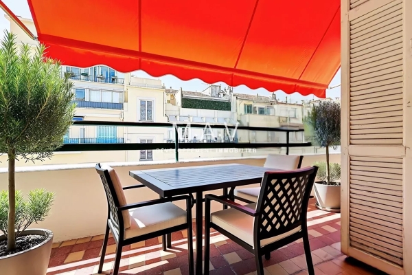 Appartement de luxe à vendre à Nice, 850 000 €, Photo 1