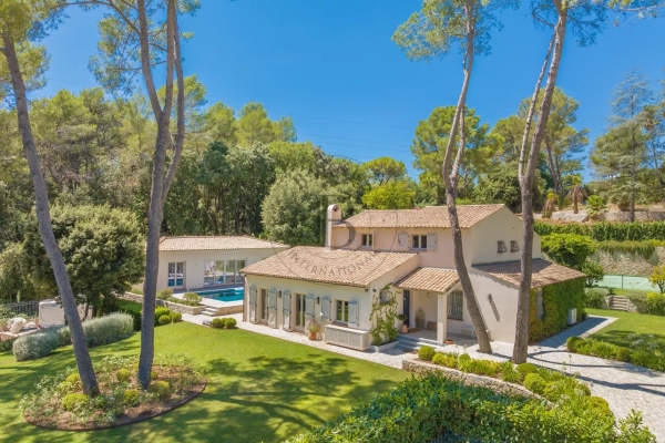 Maison de luxe à vendre à Mougins, 3 950 000 €, Photo 1