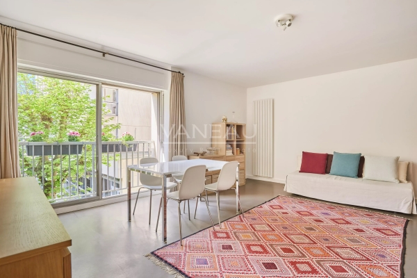 Luxury Apartment for sale in Paris 6ème, 605 000 €, Photo 2