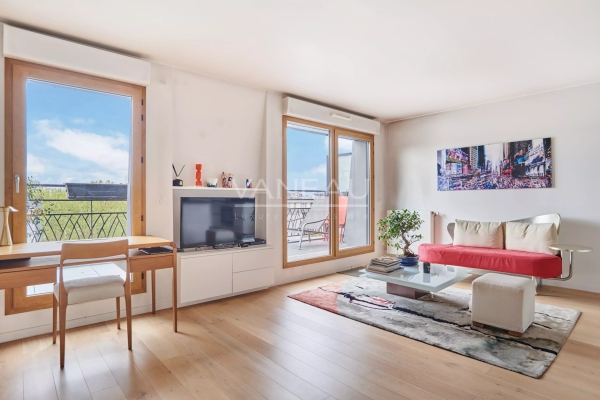 Luxury Apartment for sale in Paris 14Ème, 738 000 €, Photo 4