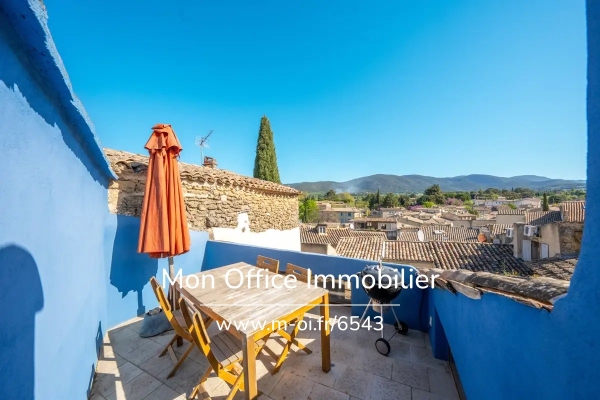 Maison de luxe à vendre à Lourmarin, 539 000 €, Photo 1