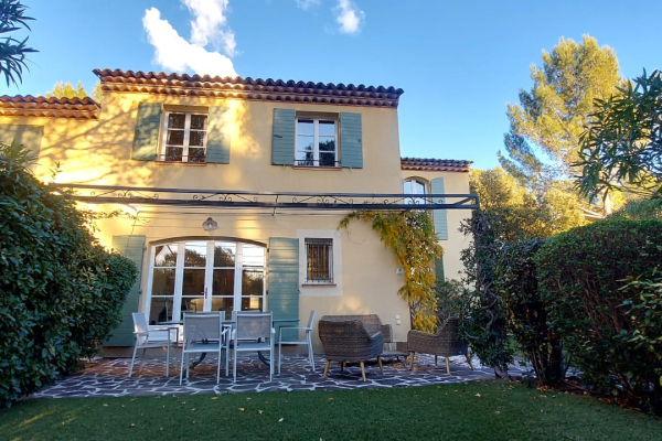 Maison de luxe à vendre à La Motte, 685 000 €, Photo 1