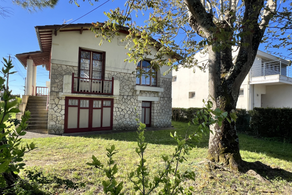 Luxury House for sale in Royan, 295 000 €, Photo 1