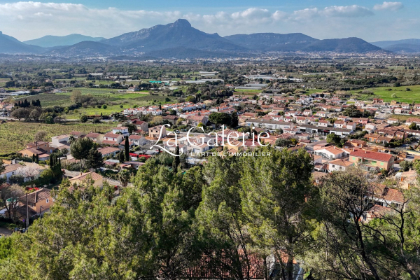 Maison de luxe à vendre à La Crau, 390 000 €, Photo 1