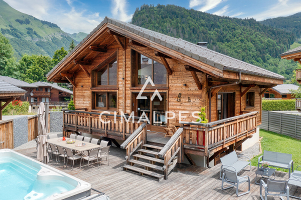 Luxury House for sale in Morzine, 2 100 000 €, Photo 1