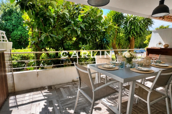Appartement de luxe à vendre à Saint-Tropez, 850 000 €, Photo 1