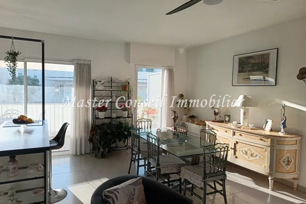 Luxury Apartment for sale in Cannes, 599 000 €, Photo 1