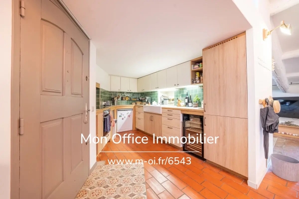 Maison de luxe à vendre à Lourmarin, 539 000 €, Photo 3