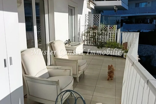 Luxury Apartment for sale in Cannes, 599 000 €, Photo 4
