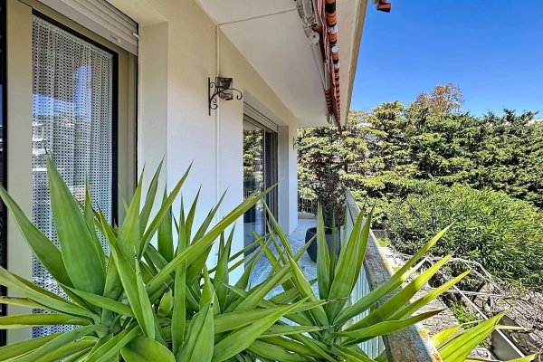 Luxury Apartment for sale in Antibes, 394 000 €, Photo 5
