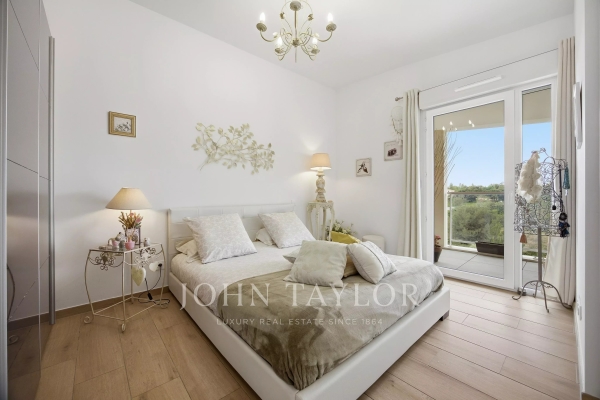Luxury Apartment for sale in Villeneuve-Loubet, 514 000 €, Photo 6