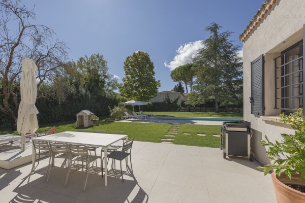 Maison de luxe à vendre à Aix-en-Provence, 1 750 000 €, Photo 1