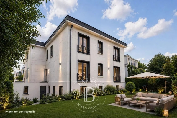 Maison de luxe à vendre à Neuilly-sur-Seine, 13 900 000 €, Photo 1