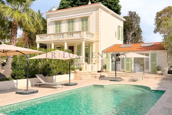 Maison de luxe à louer à Cap d'Antibes, 44 000 €, Photo 1