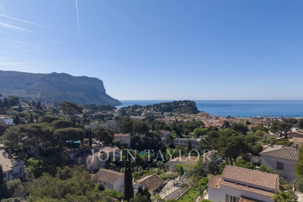 Maison de luxe à vendre à Cassis, 3 700 000 €, Photo 1