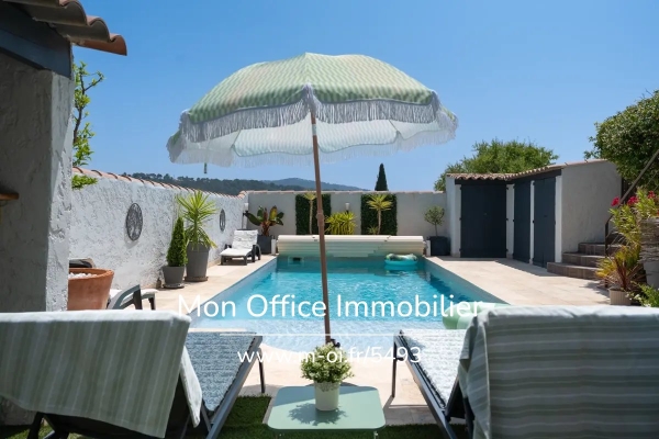 Maison de luxe à vendre à Saint-Cyr-sur-Mer, 645 000 €, Photo 1