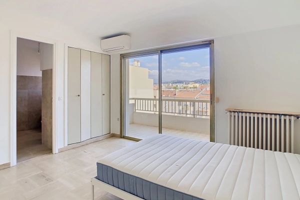 Appartement de luxe à vendre à Cannes, 990 000 €, Photo 2