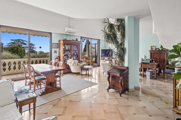 Luxury Apartment for sale in Cannes, 825 000 €, Photo 2
