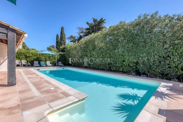 Maison de luxe à vendre à Mougins, 825 000 €, Photo 3