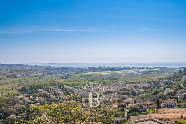 Maison de luxe à vendre à Mandelieu-la-Napoule, 2 200 000 €, Photo 1